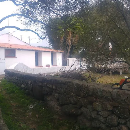 Monti Ruju Country house *